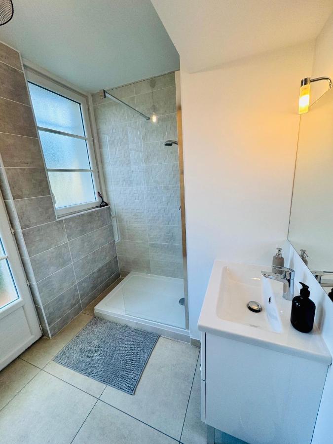 Апартаменты Chaleureux T2 Proche Gare Бургуэн Экстерьер фото